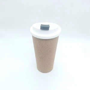 Dabiskā korķa ceļojumu kauss